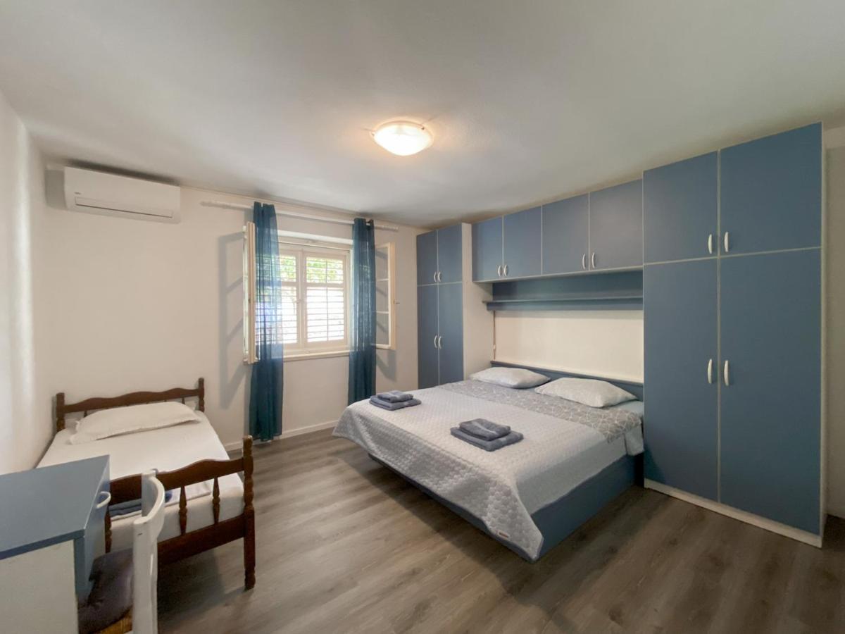 Apartment Dado Makarska Exteriör bild