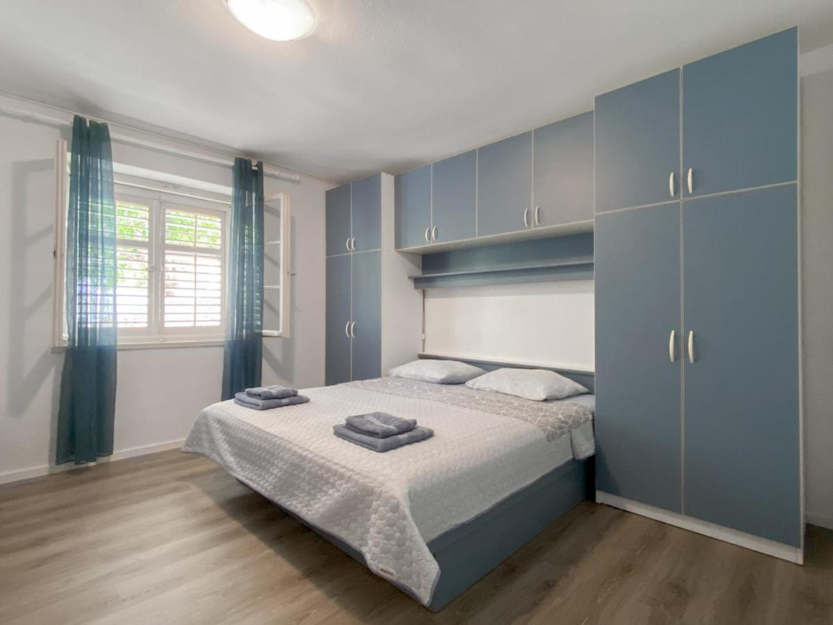 Apartment Dado Makarska Exteriör bild