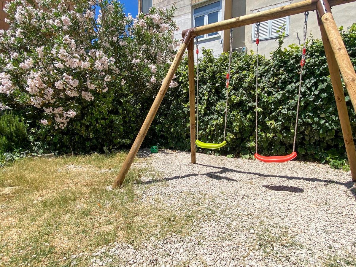 Apartment Dado Makarska Exteriör bild